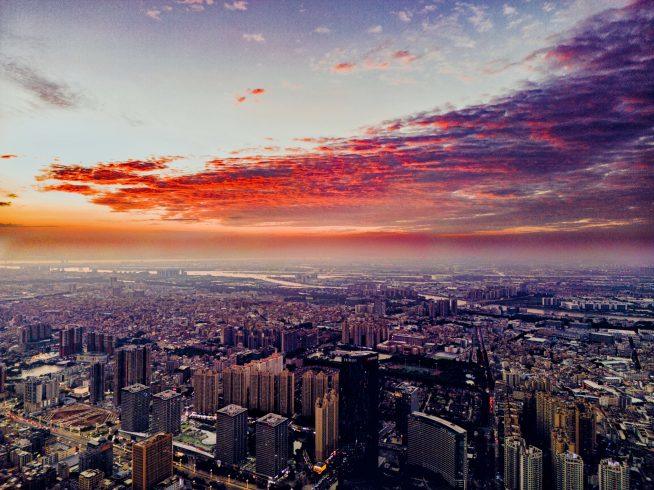 航拍镜头下记录东莞世纪晚霞-摄之社