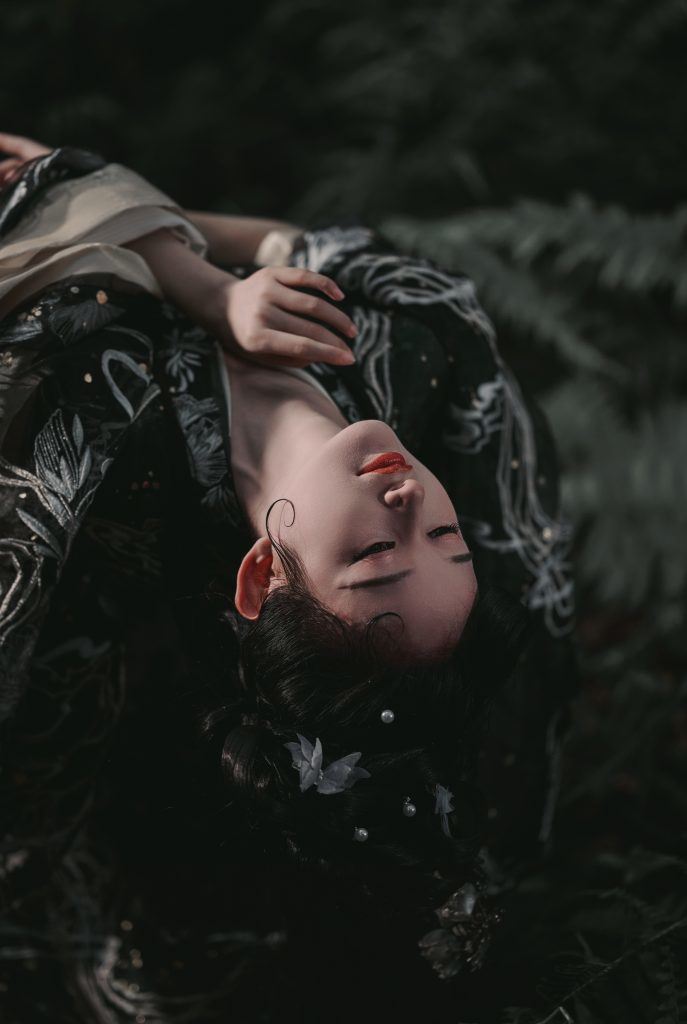 图片[3]-穿越时空，森林中的汉服拍摄之旅-摄之社