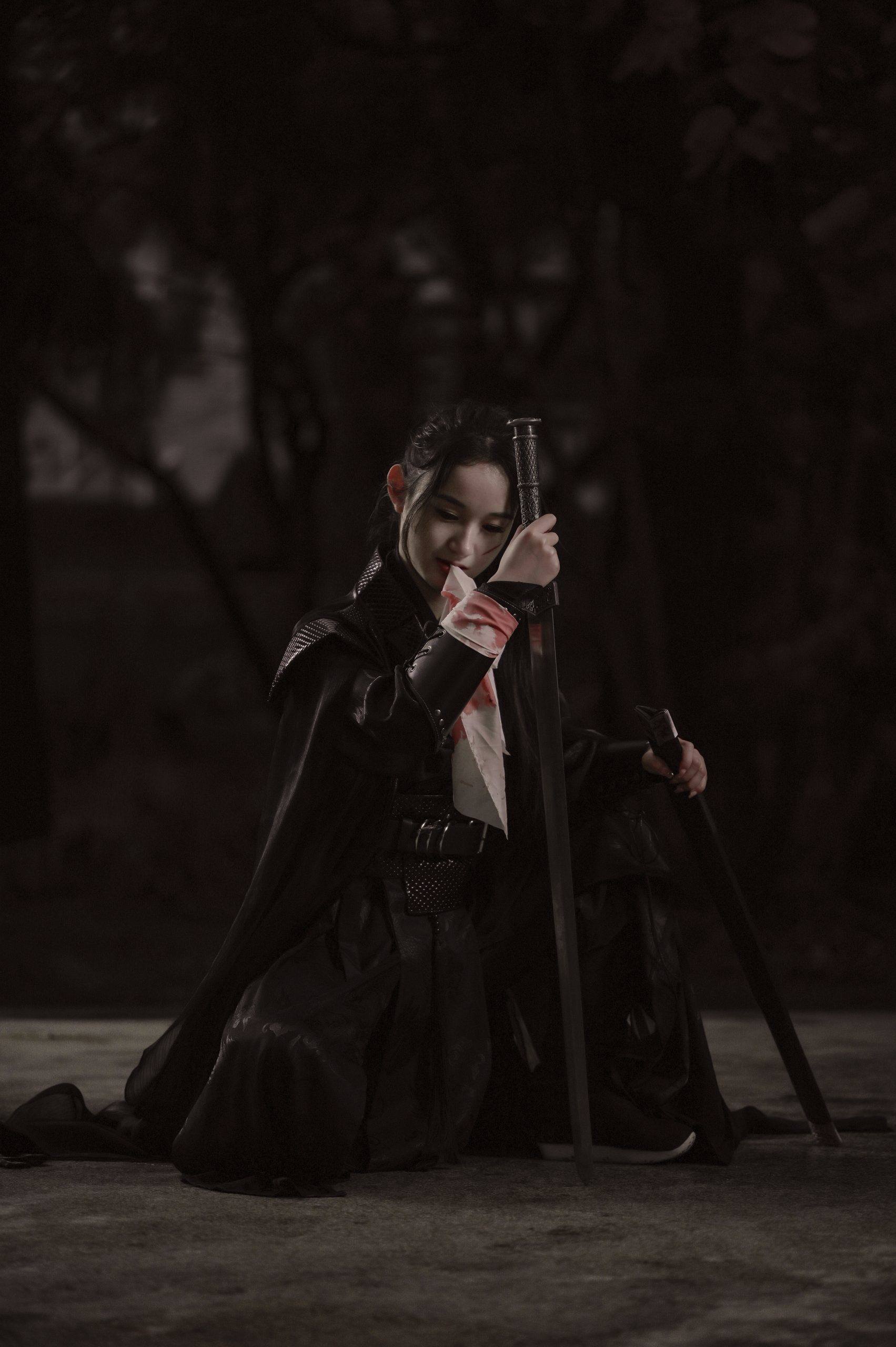 图片[5]-🌑一段别具一格的侠客风格之旅！🔪🌳踏入一个充满神秘和刺激的世界。🗡️-摄之社