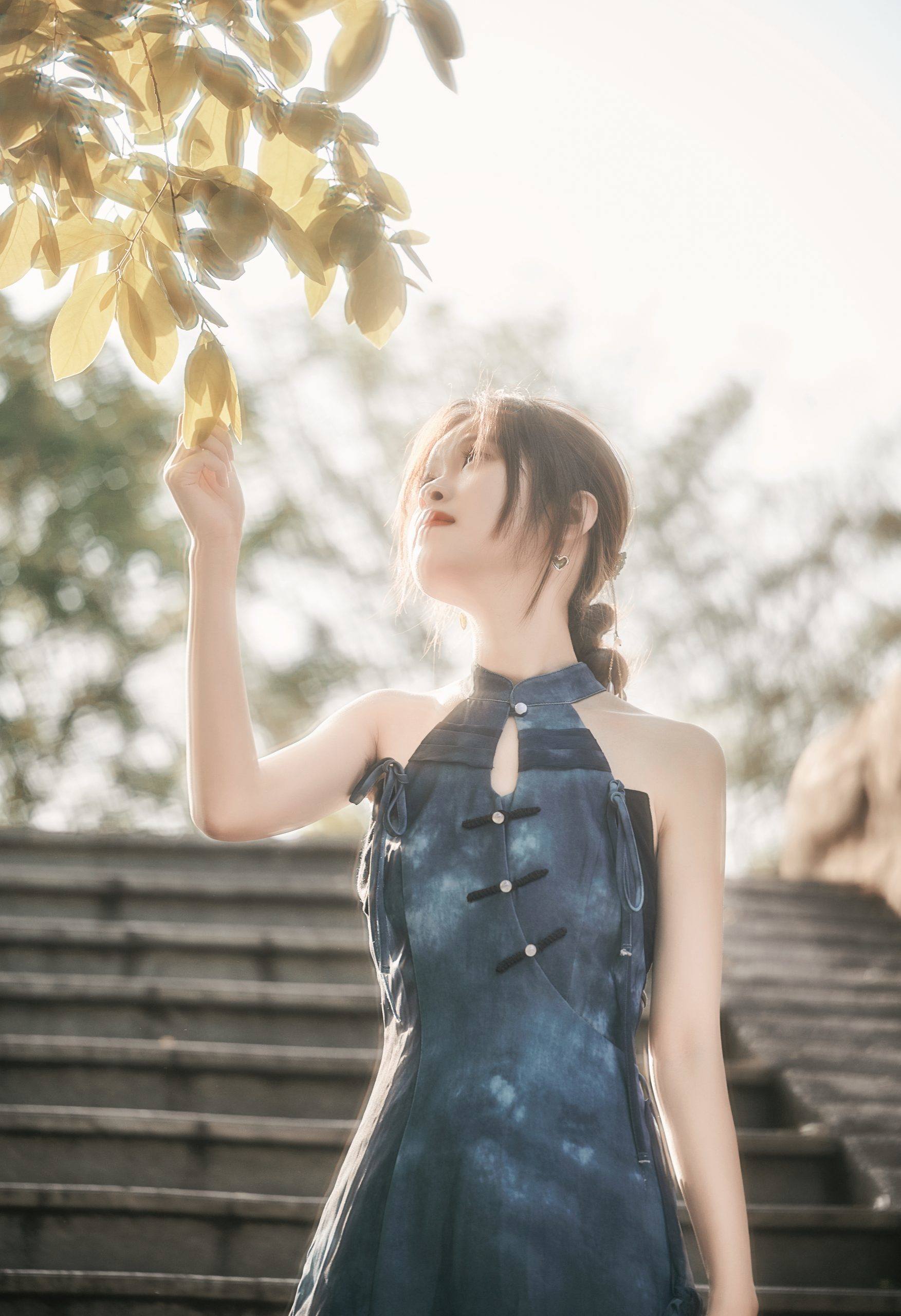 图片[4]-🏮走进人群嚷嚷的东莞老街穿越时光，映入旗袍的优雅的风采！🎎🌆-摄之社