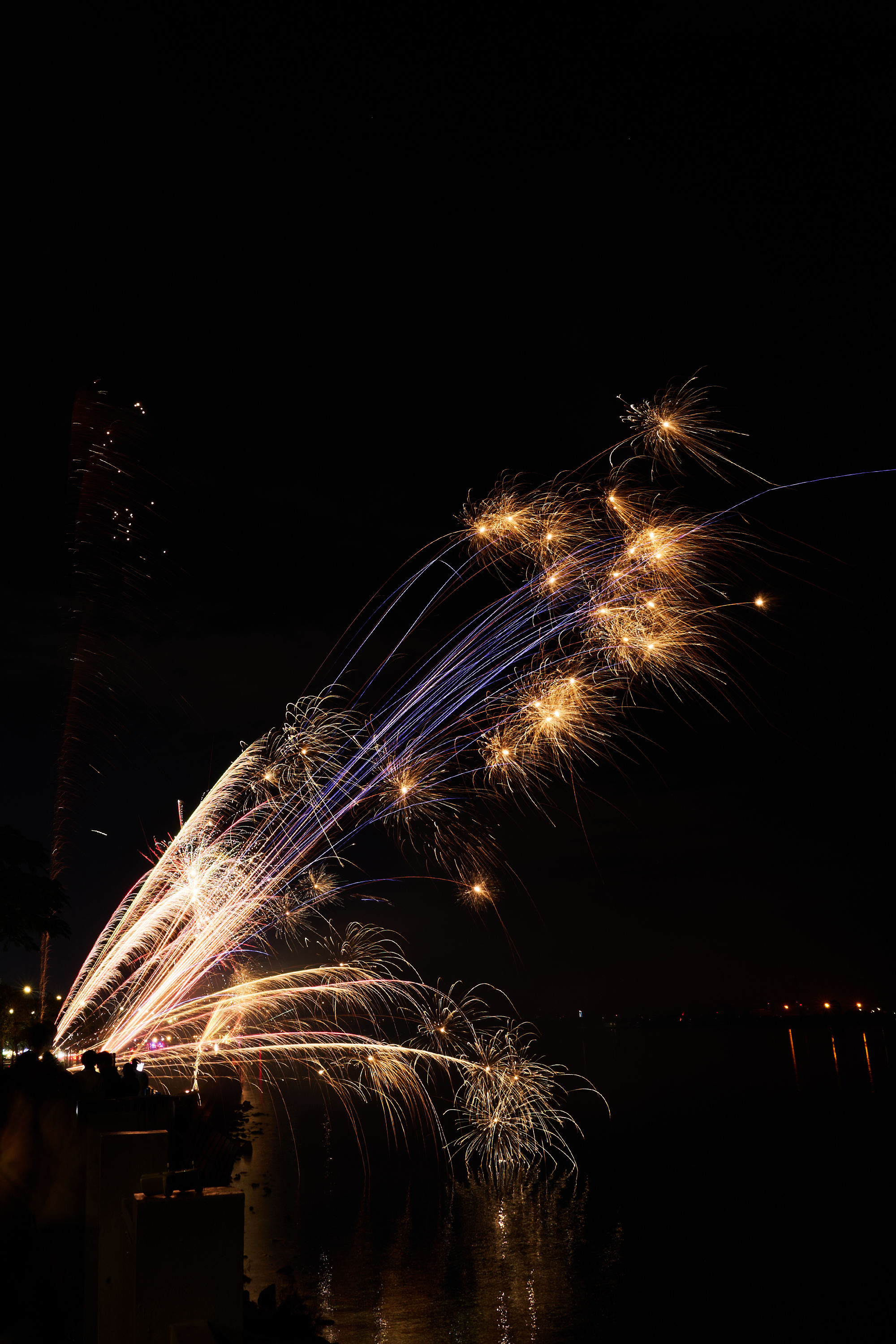 图片[9]-2025新年，威远烟花秀-摄圈广场摄圈-摄之圈-摄之社