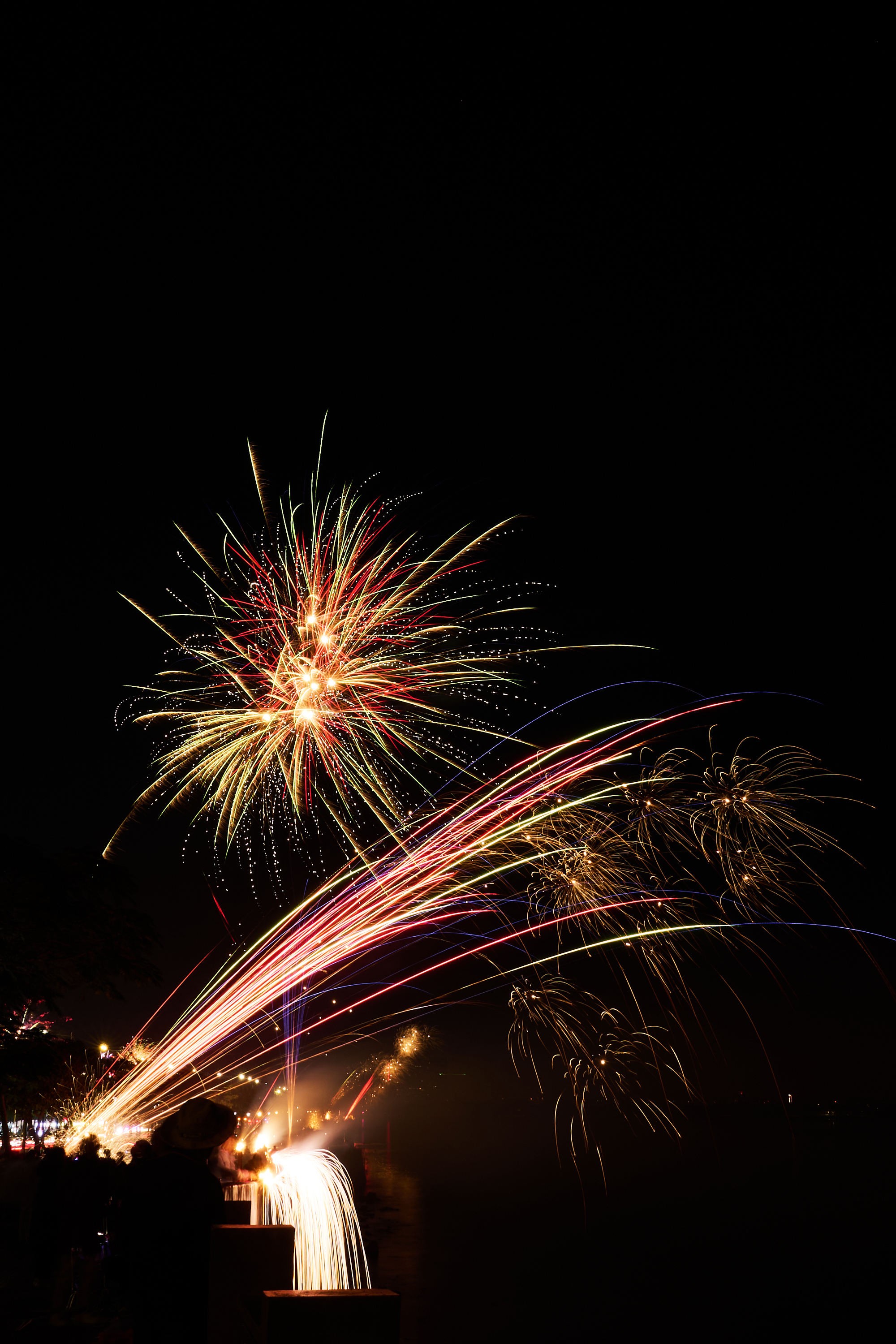 图片[1]-2025新年，威远烟花秀-摄圈广场摄圈-摄之圈-摄之社